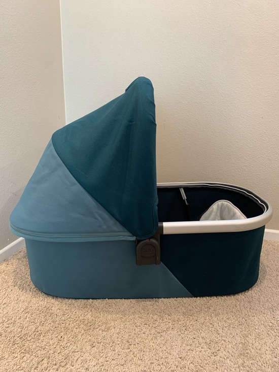 UPPAbaby Other - UPPAbaby Finn (Teal blue) bassinet